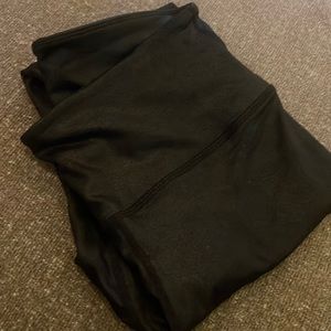 Metallic black leggings